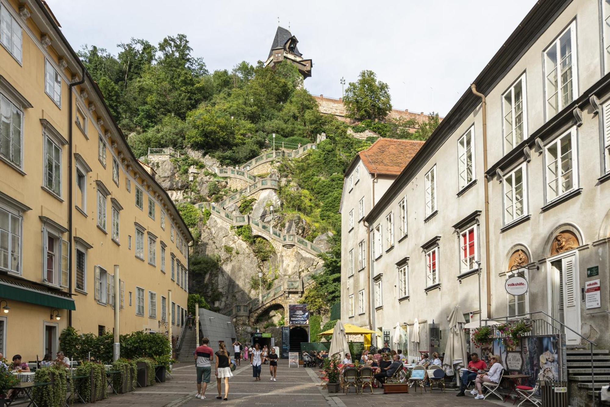 Apartment Boho Design - Historic Center With Free Parking & Aircon By Hero Homes Graz